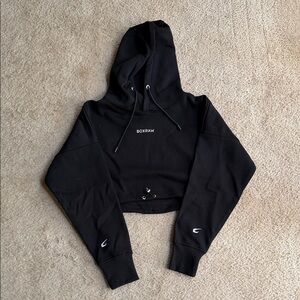 Boxraw Women's Black Cropped Hoodie